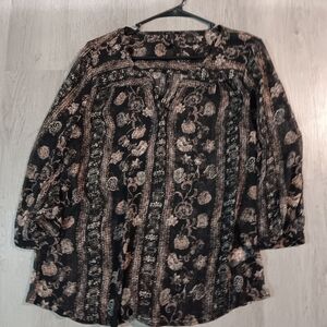 Maurices Black and Cream Patterned Blouse